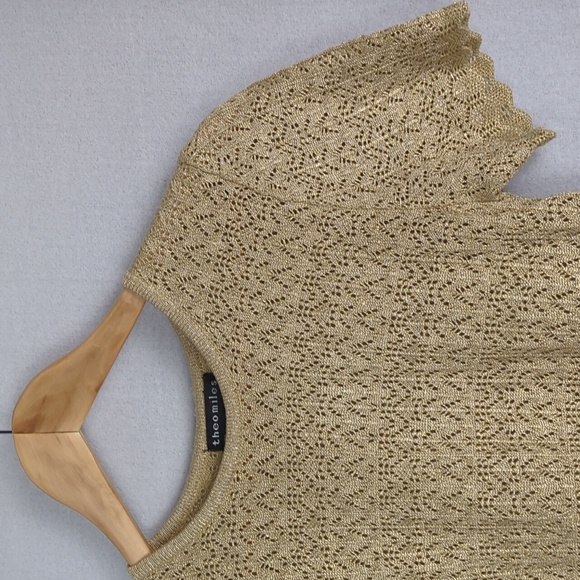 THEOMILES Women's Metallic Gold Short Sleeve Lace Cut Out Knit Top - Picture 2 of 3